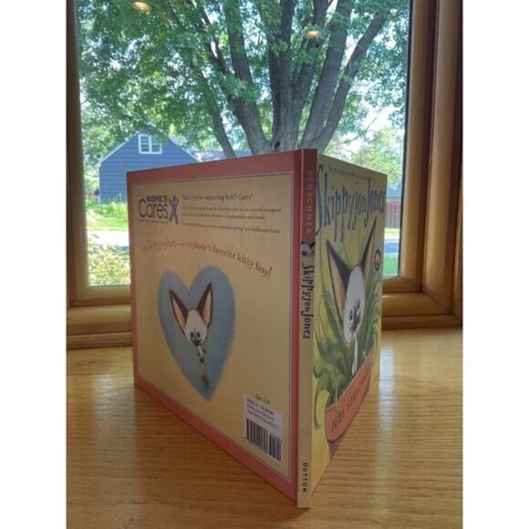 Kohls Cares Judy Schachner Skippyjon Jones Hard Cover Book and Bumble Bee Buzzit - Picture 4 of 9